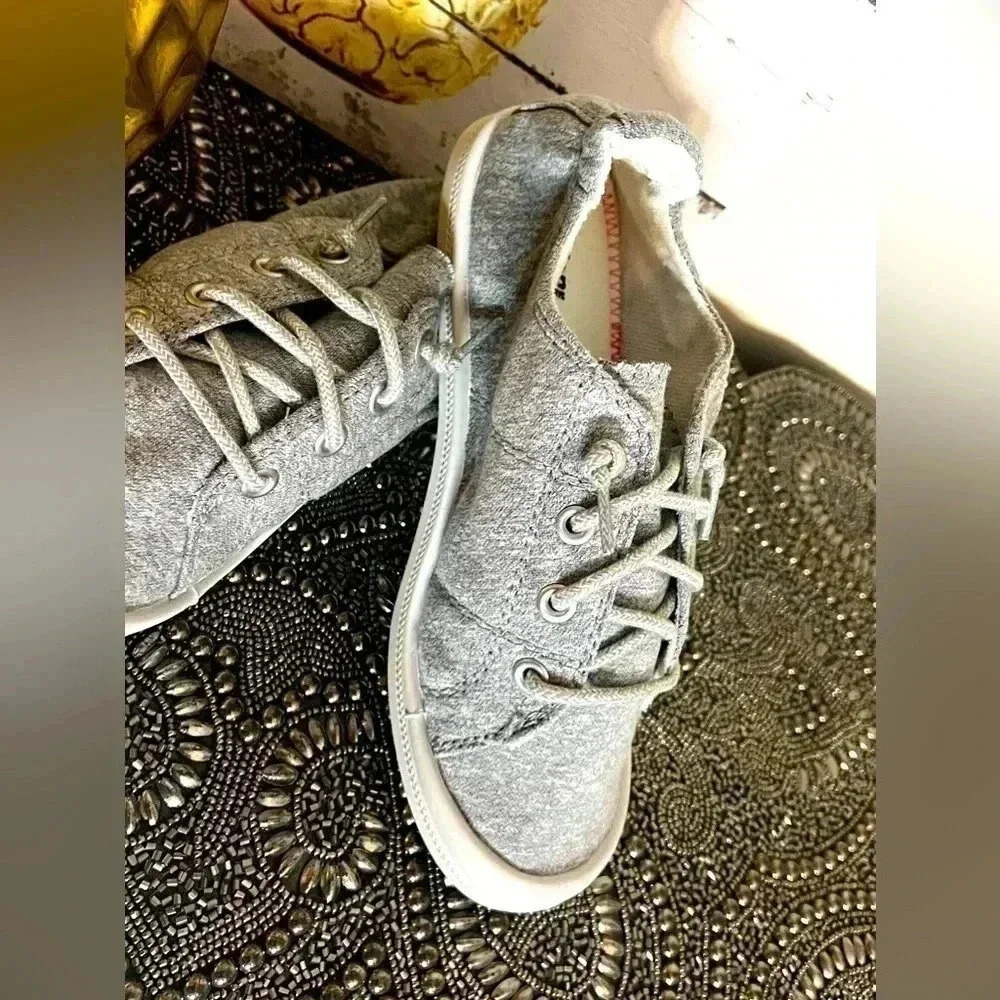 GIRLS MADDEN NYC SIZE 3 YOUTH NIB